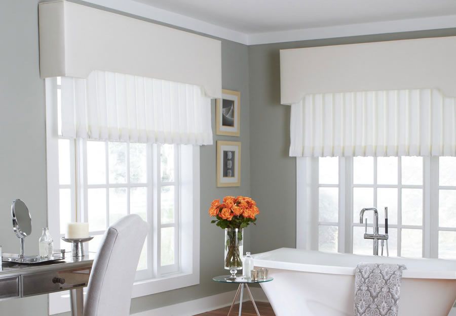 smart home company wa, smart home installation, Beyond HiFi, lutron shading, living room, shading, bellevue washington