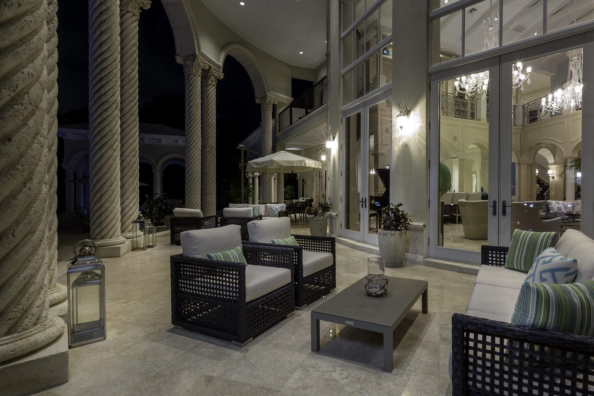 outdoor automation, patio, chairs, firepit, , mansion